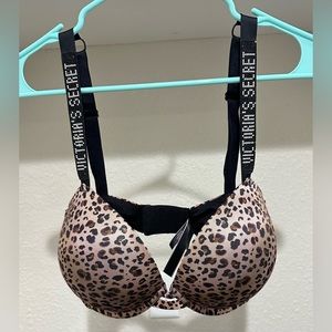 Victoria Secrete very sexy push-up bra